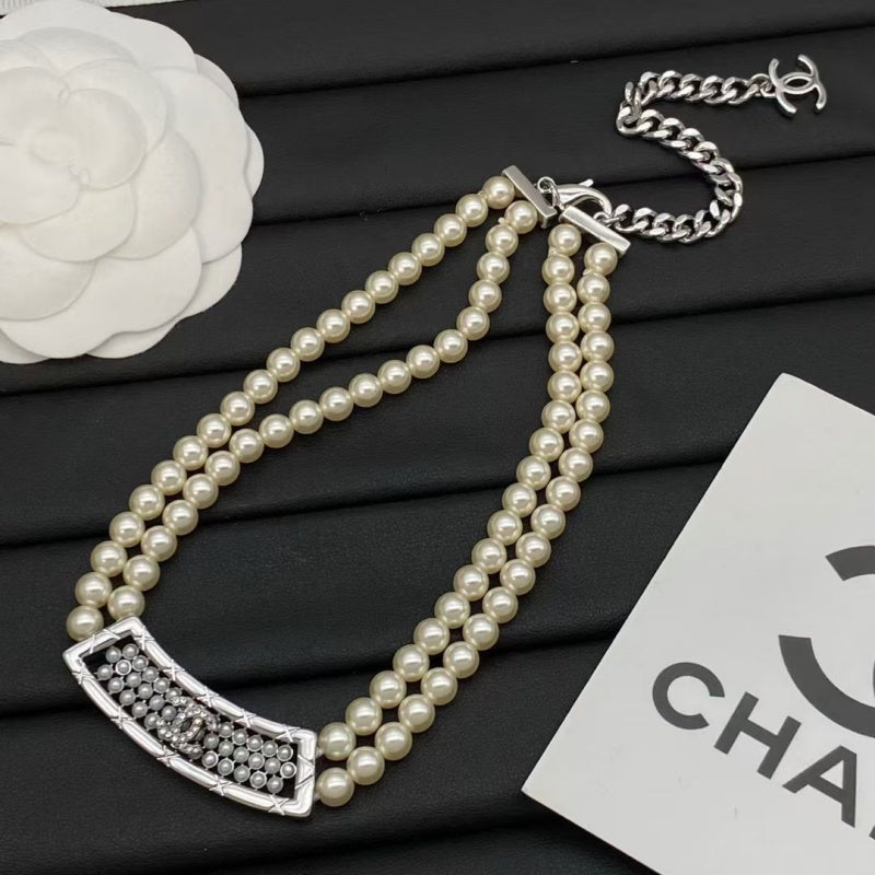 Exquisite women's pearl Bracelet