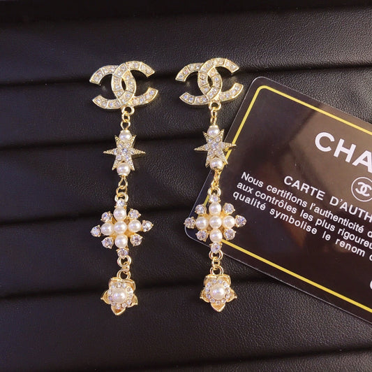 Women's Fashion Luxury Simple Earrings