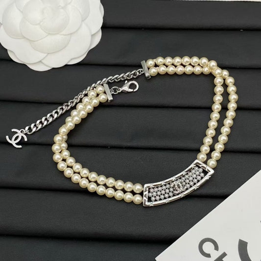 Exquisite women's pearl Bracelet