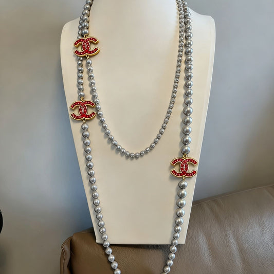 Women's Fashion Pearl Necklace