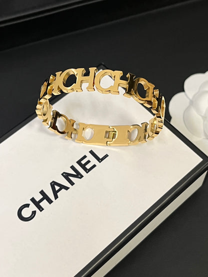 Stylish Women's Elegant Bracelet